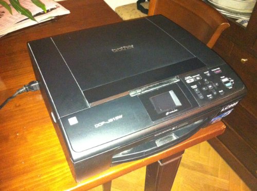 Imagen principal de Brother DCPJ315W - Impresora multifunción de Tinta Color (A4, 35 ppm,